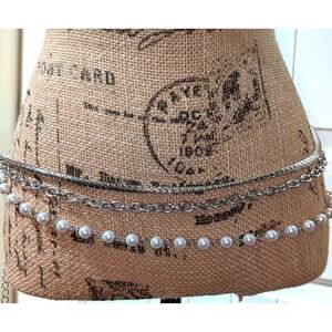 Vintage Silver Tone Three Strand Faux Pearl & Chain Link Belt 34"-45"